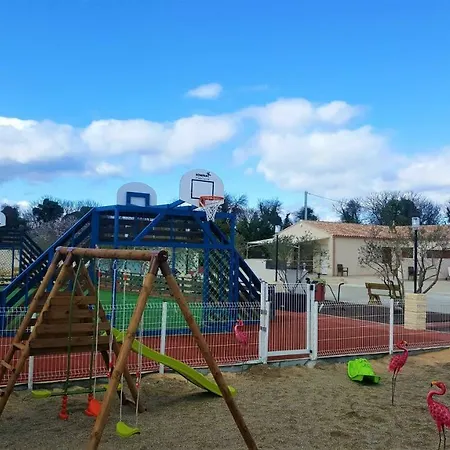 Les De Yayou Дом отдыха Пезенас